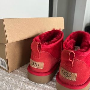UGG Women's Classic Ultra Mini Boot